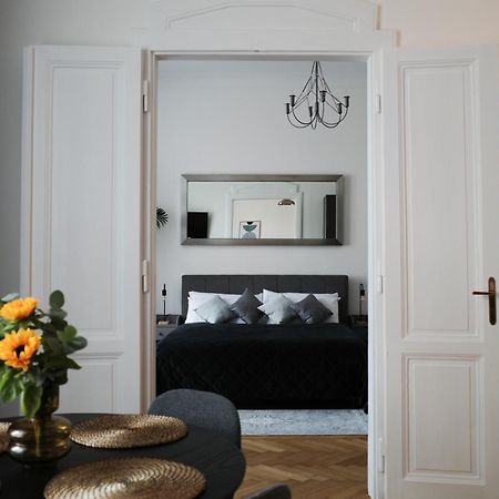 Apartment Dusni Superior Prag Dış mekan fotoğraf