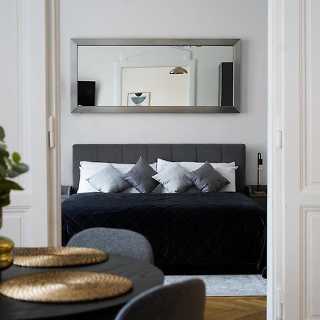 Apartment Dusni Superior Prag Dış mekan fotoğraf